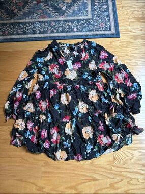 Yumi Kim Vicky Dress Black Floral V-Neck